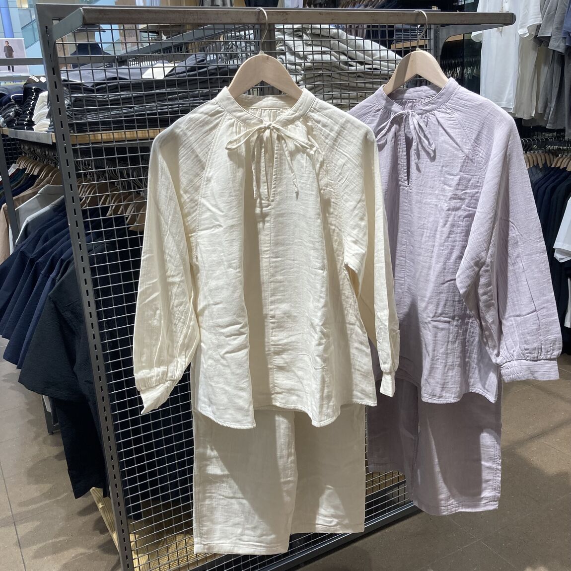 【ラザウォーク甲斐双葉】衣服 新商品のご紹介_1C0fAt