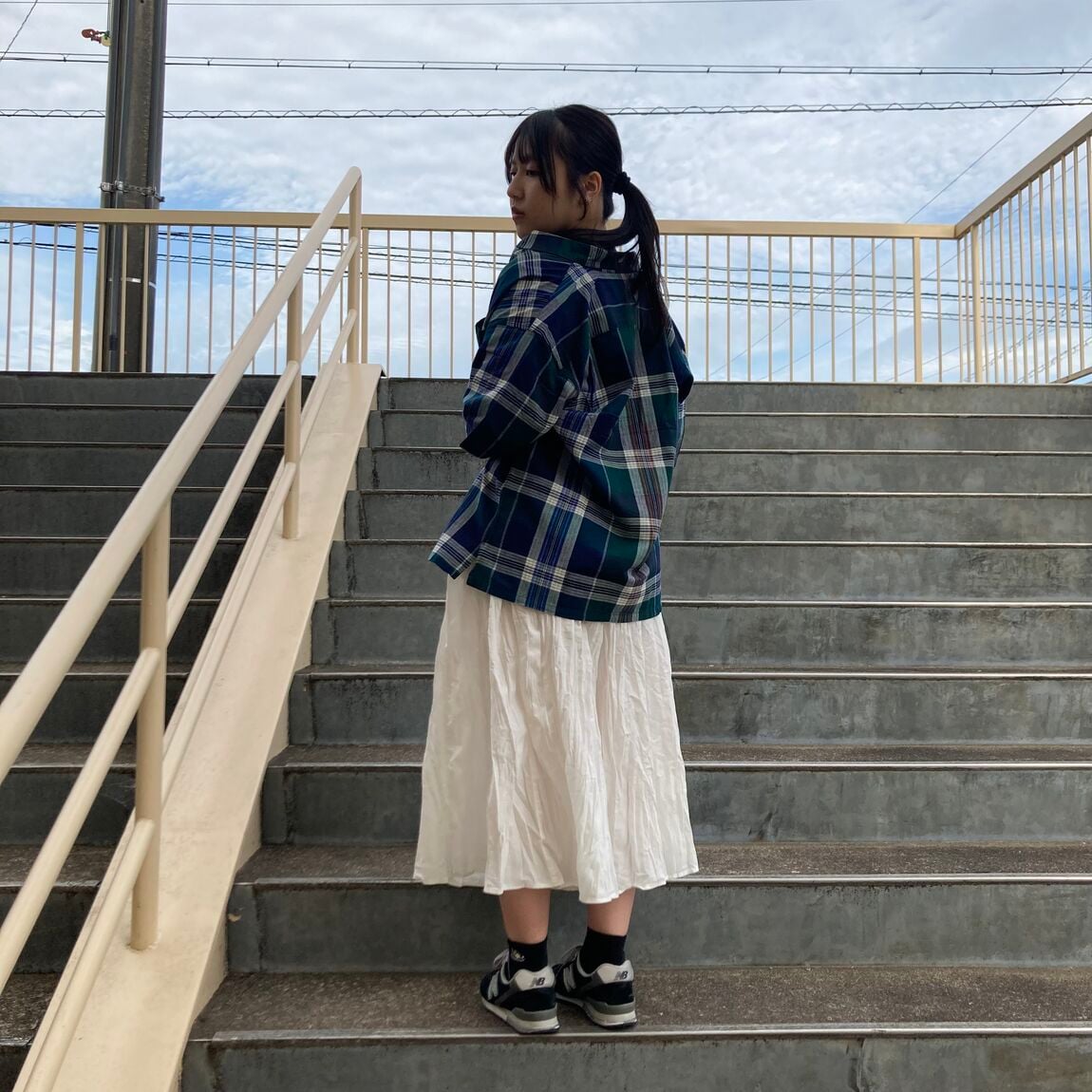 04