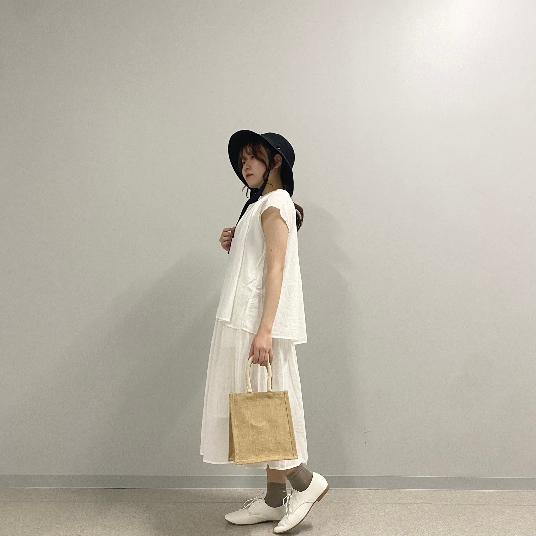 人３