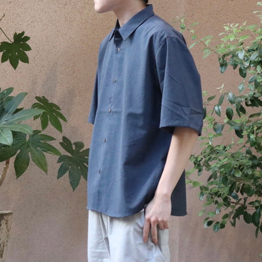 【くずはモール】身長　183cm_L9hnQ6