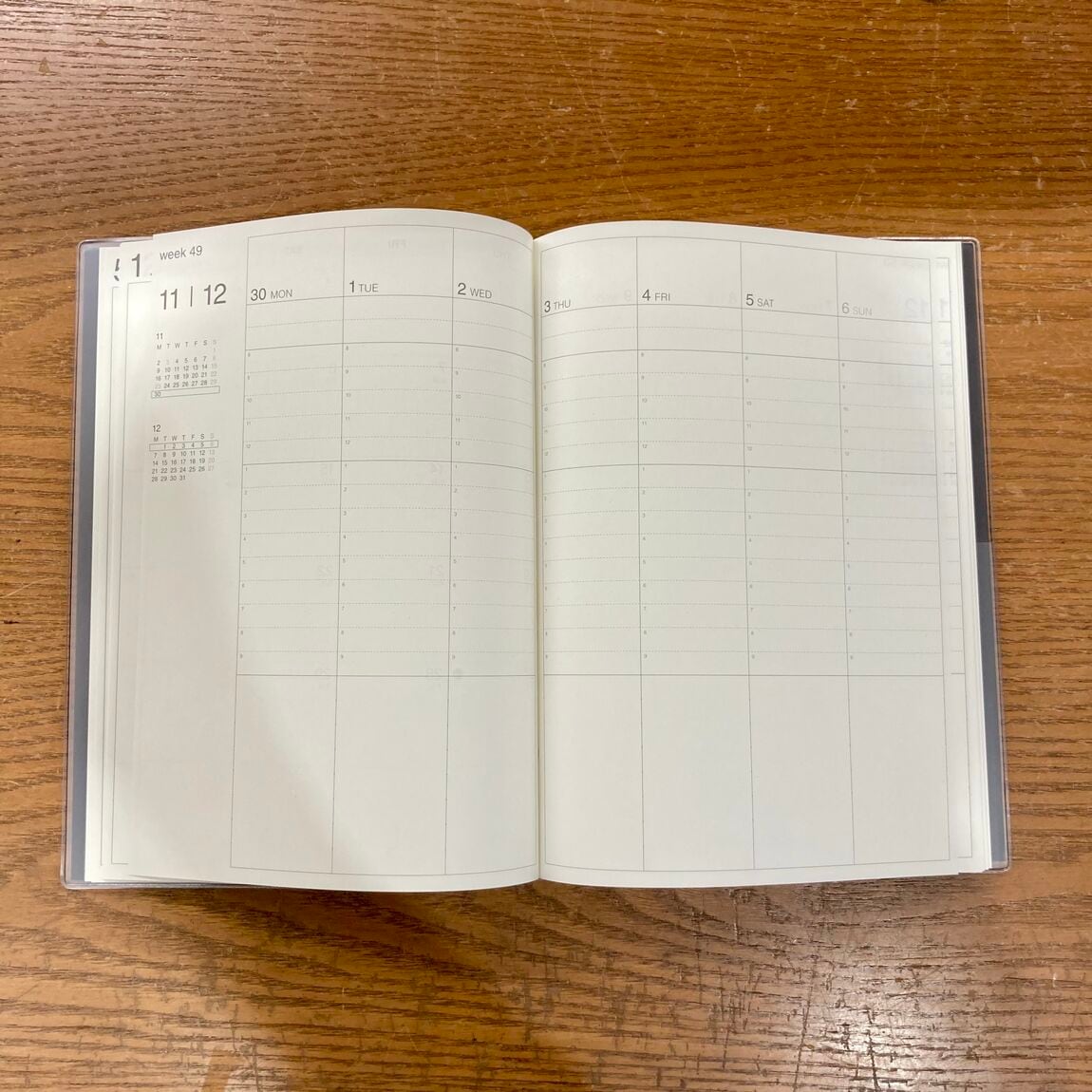 【そごう千葉】季節の変わり目とともに、新しく予定管理を。12月始まりスケジュール帳のご紹介_QV3gby