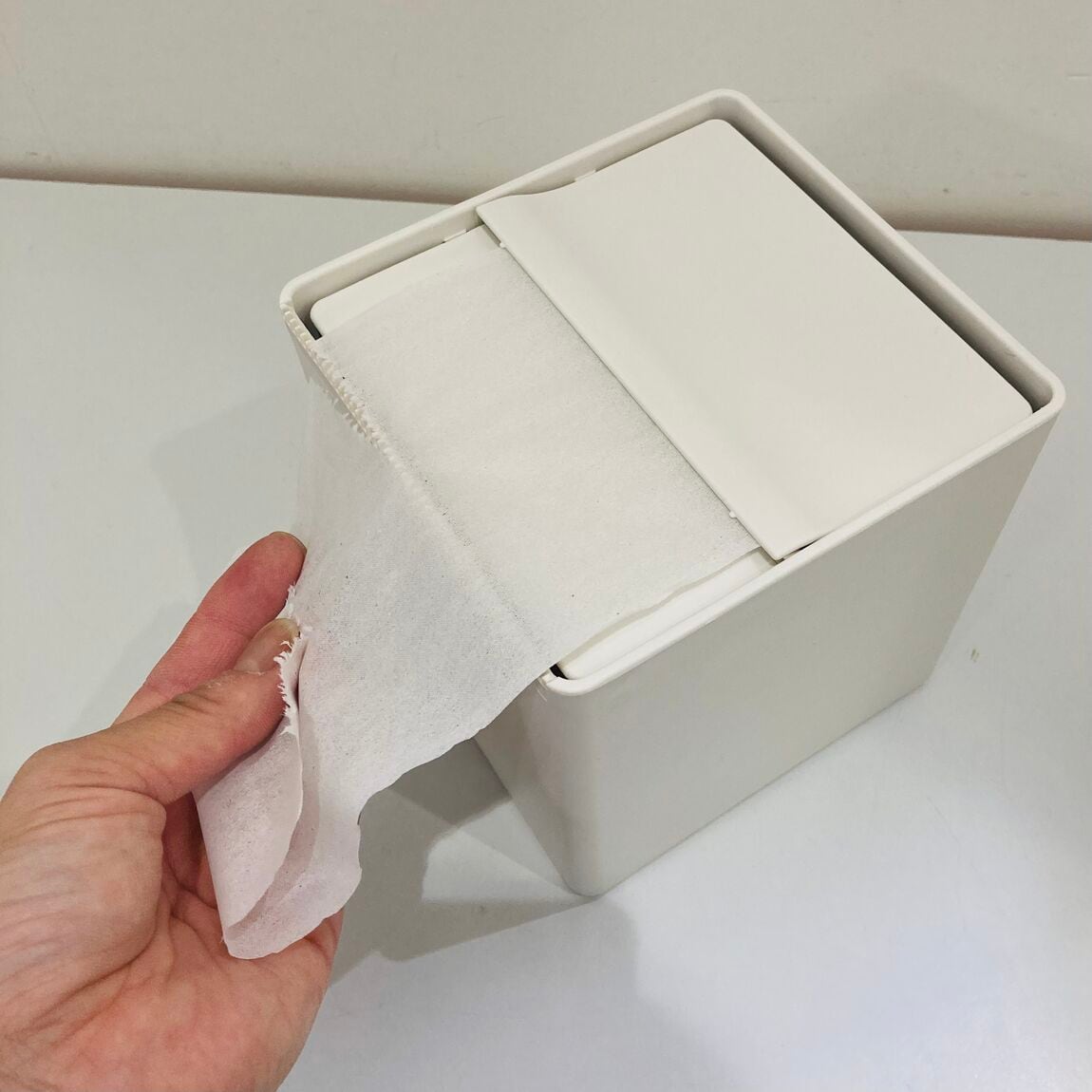 【ラザウォーク甲斐双葉】新商品　卓上用トイレットペーパーケース_ig4mv2