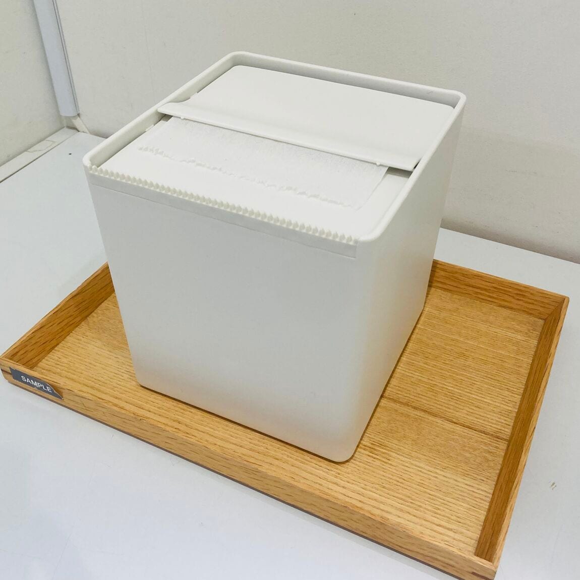 【ラザウォーク甲斐双葉】新商品　卓上用トイレットペーパーケース_sp7k4c