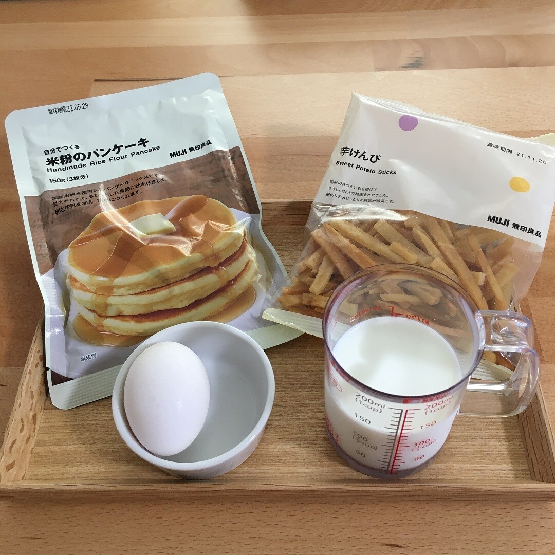 パンケーキの材料の写真