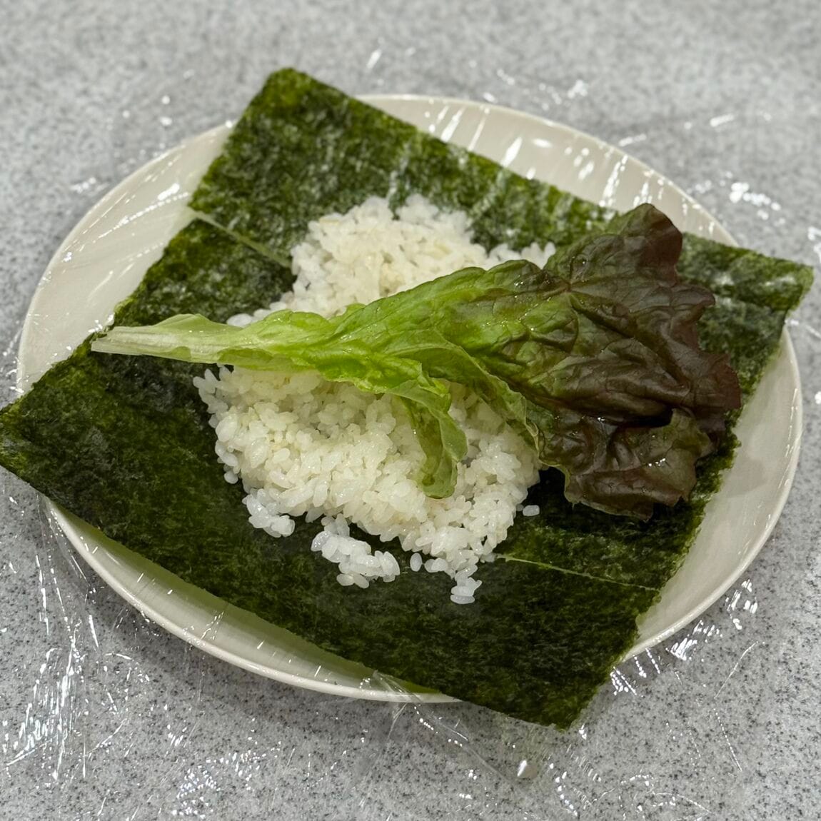 サニーレタスを乗せます