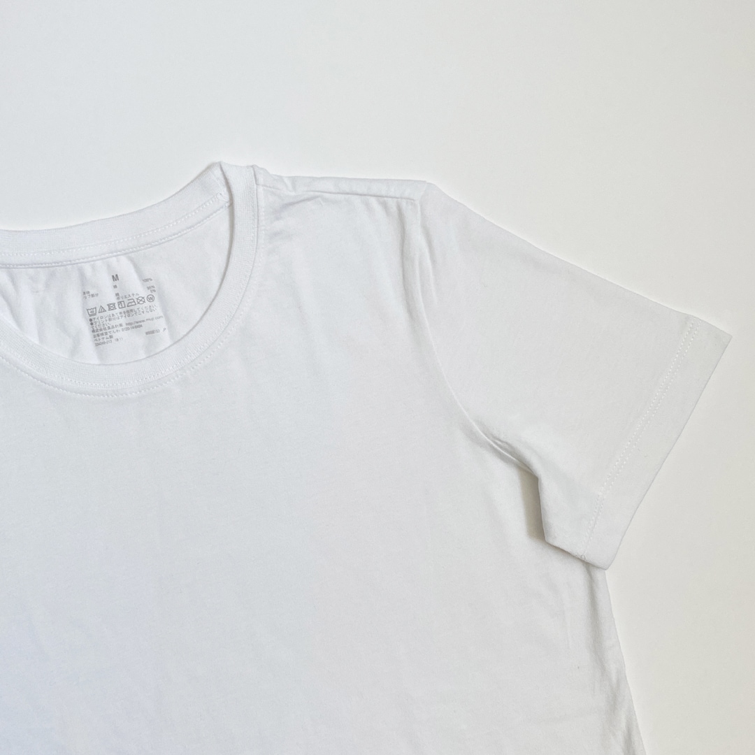 Tシャツ