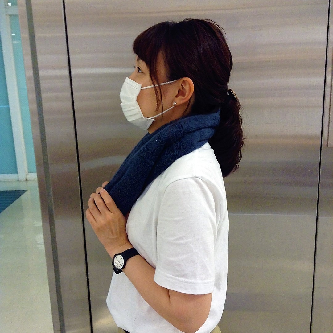 首