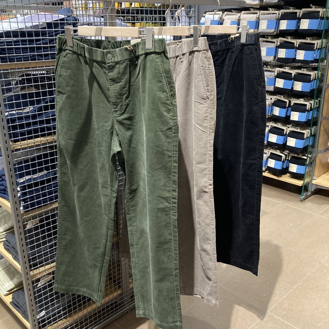【ラザウォーク甲斐双葉】衣服 新商品のご紹介_aOJ8h5