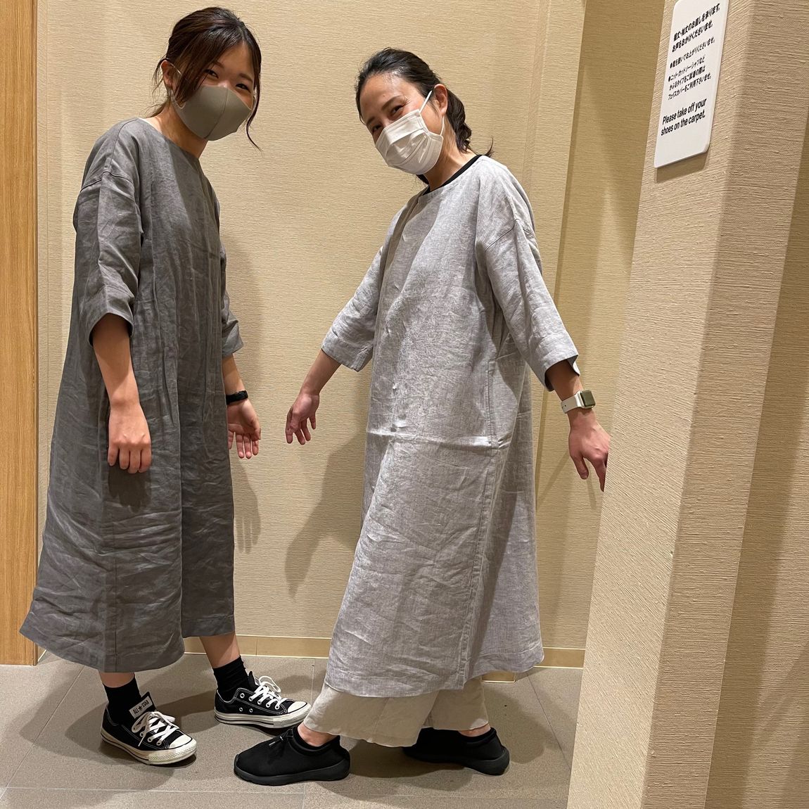 ②