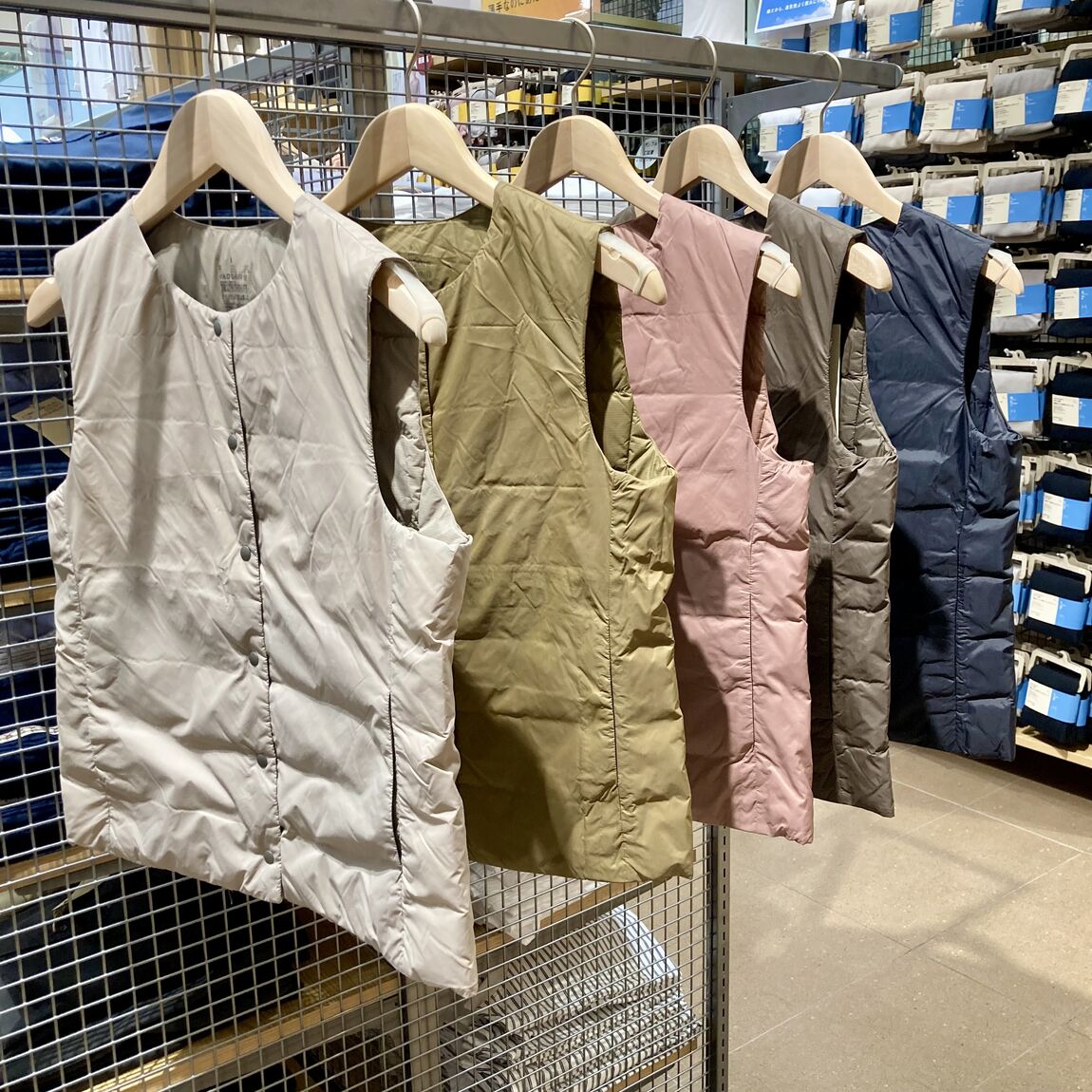 【ラザウォーク甲斐双葉】衣服 新商品のご紹介_TW4V1p
