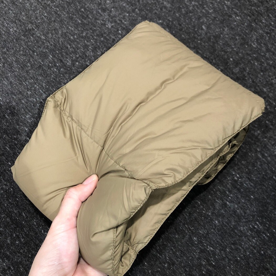 【京阪モール】軽量ポケッタブルダウンマフラー