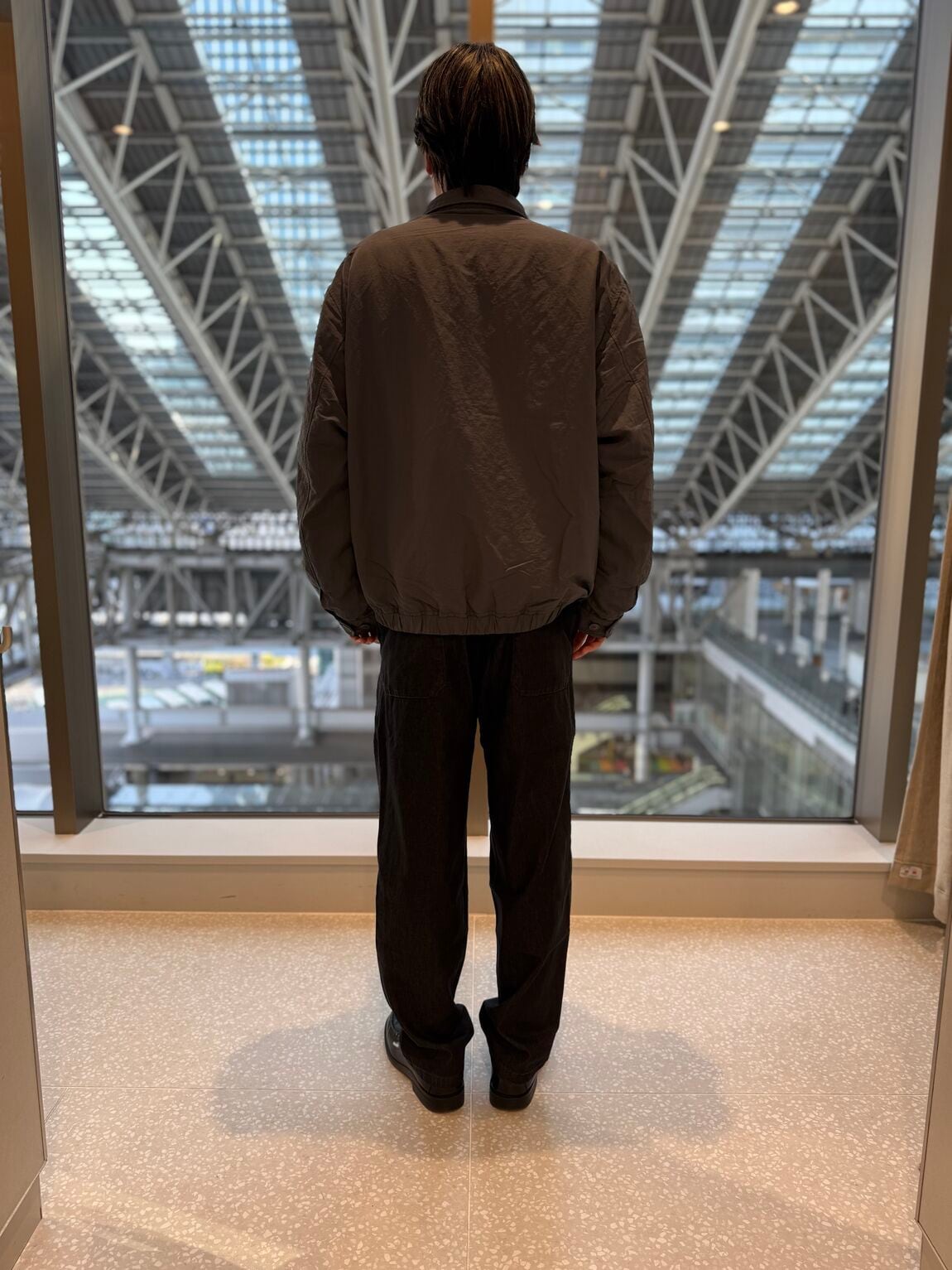 後ろから撮った写真