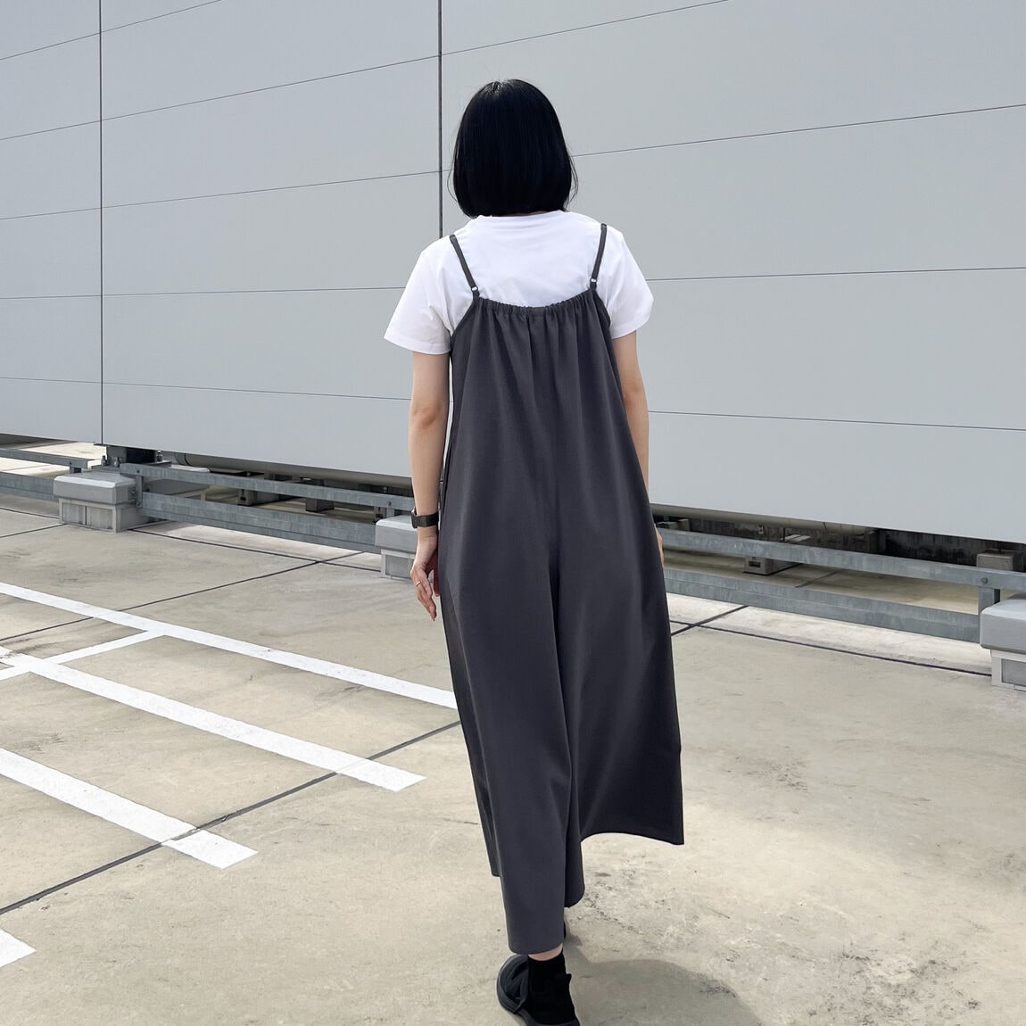 後ろ