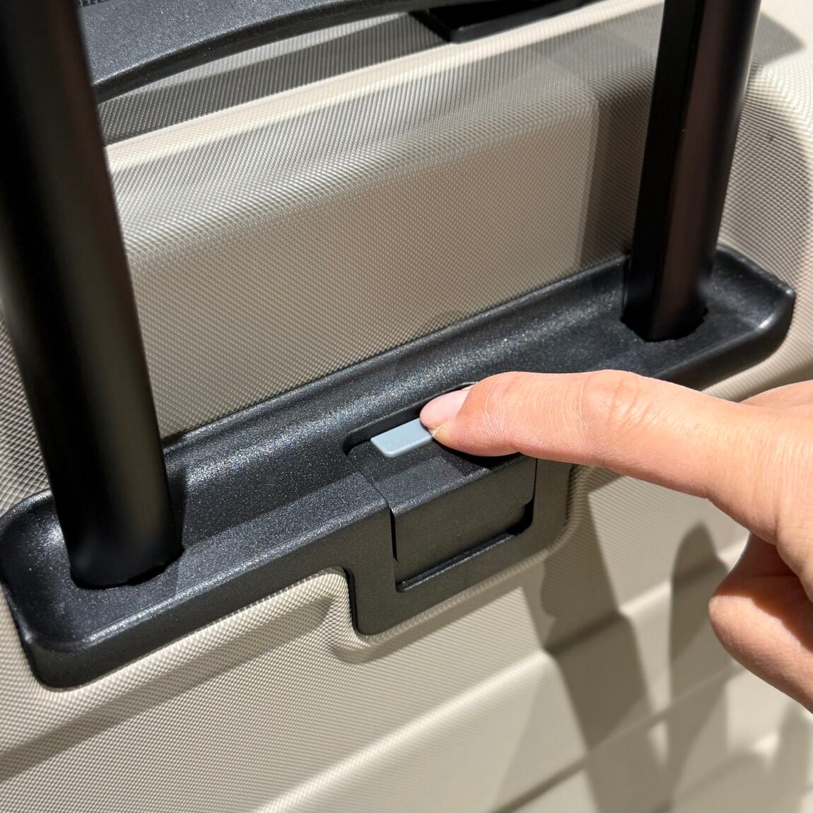 キャリーケース