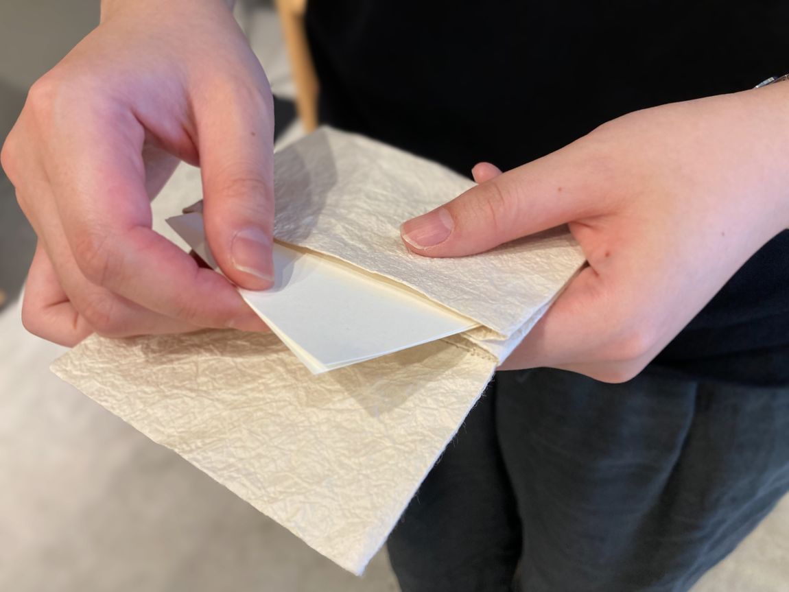 【シエスタハコダテ】Found MUJI 紙のもの