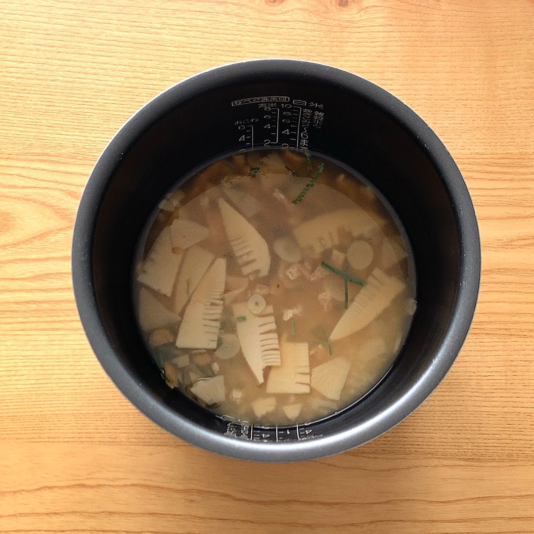 水
