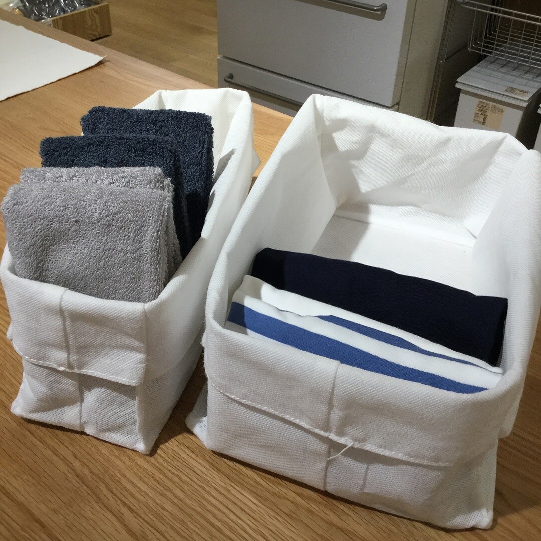 高さが変えられる仕切ケース