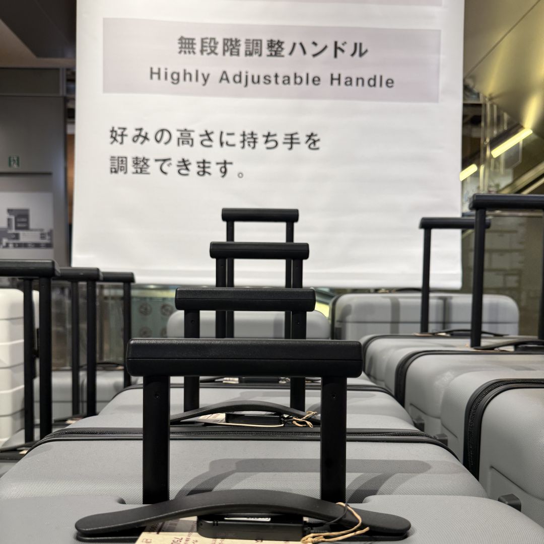 【銀座】キャリーケースに新しいカラーが加わりました