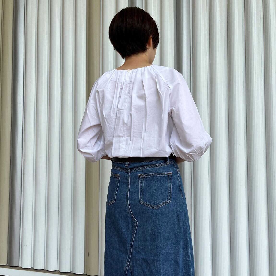 ４
