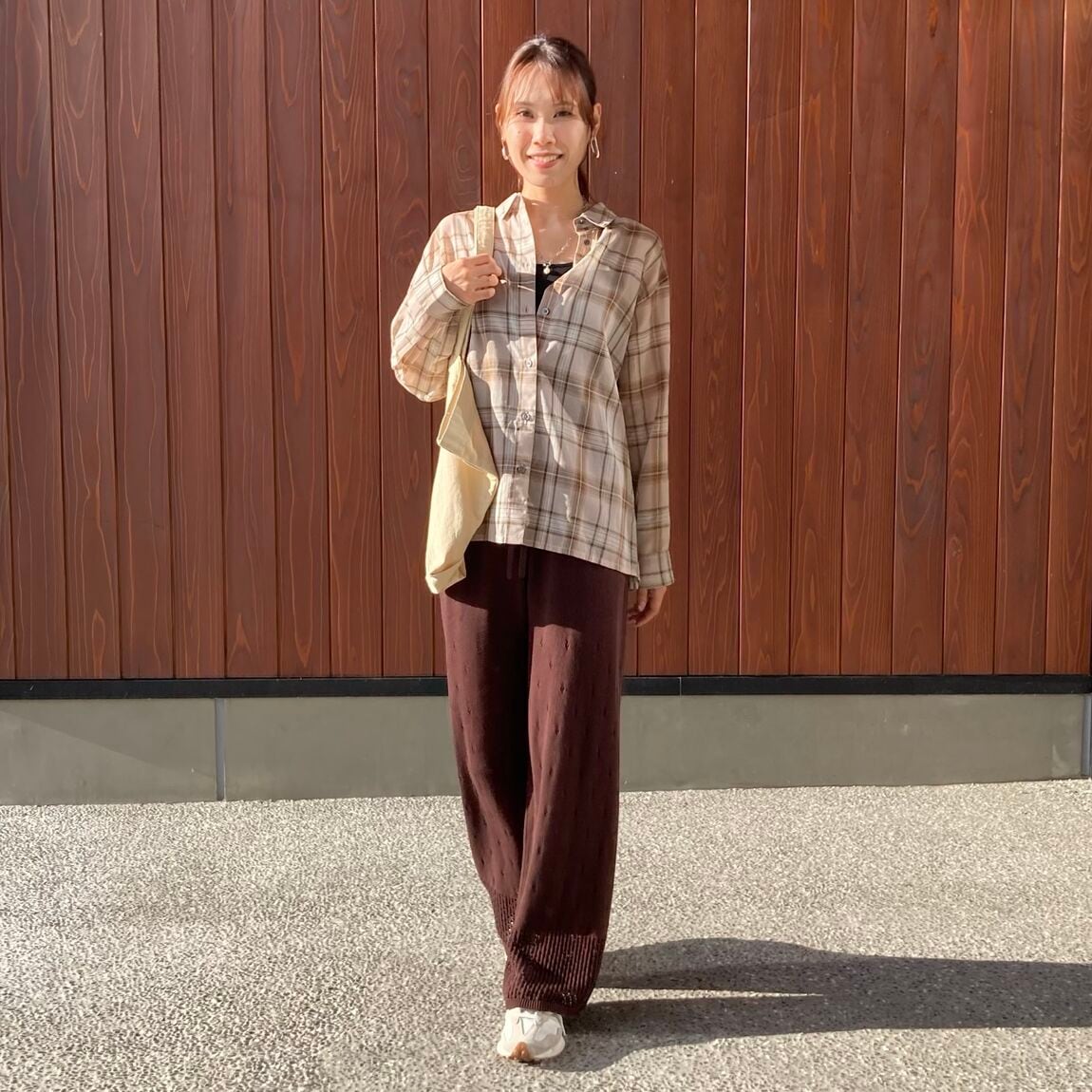 【いわて生協盛岡向中野】身長170cm  菜々さん　シアーチェックシャツ_CA3Zhr