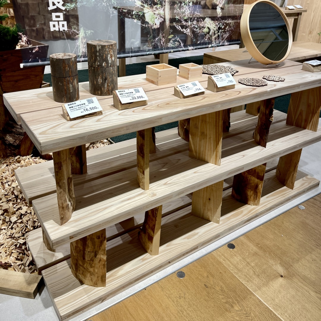 【銀座】日本の木でつくりました｜5F 家具　