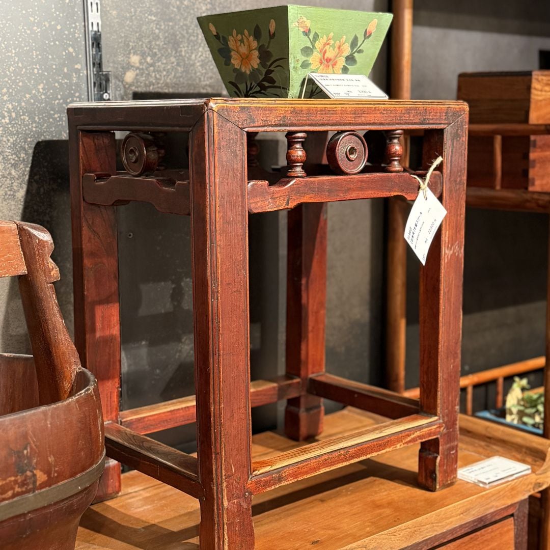 【銀座】スタッフのおすすめする古家具｜5F 家具　