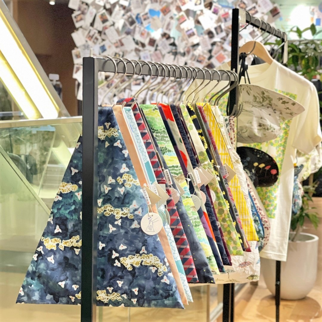 【銀座】イイダ傘店 展示販売会 傘の雨 〜It‘s Raining Umbrellas 〜はじまりました。｜4F OpenMUJI 