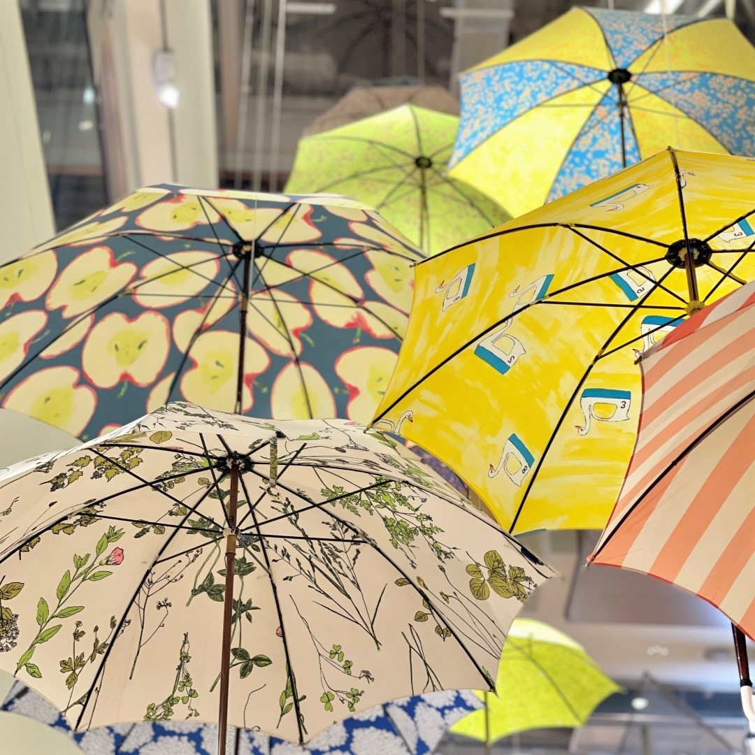 【銀座】イイダ傘店 展示販売会 傘の雨 〜It‘s Raining Umbrellas 〜はじまりました。｜4F OpenMUJI 