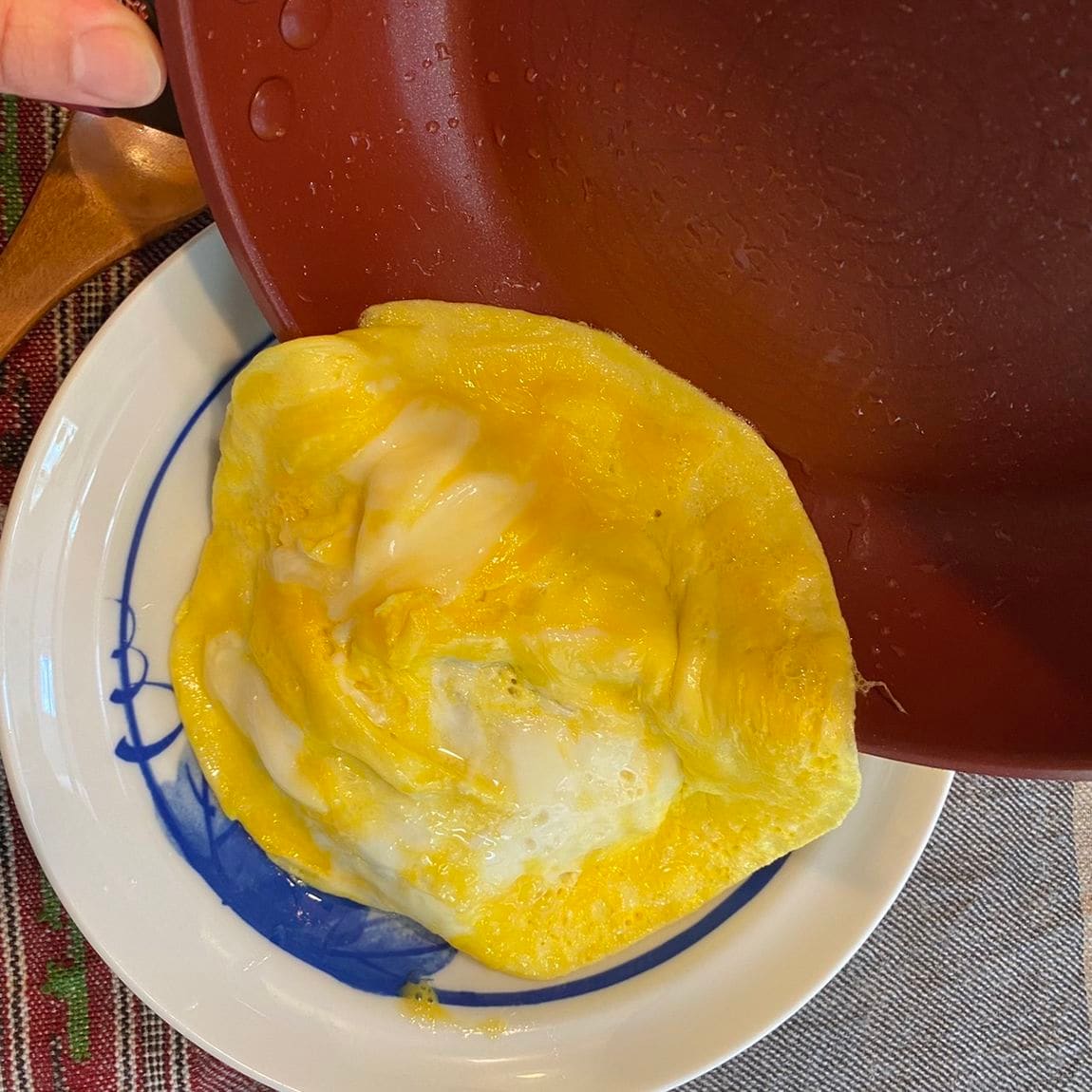 【シエスタハコダテ】ひとり分からつくれる鍋の素 ビスクを使った、オムピラフ⑦