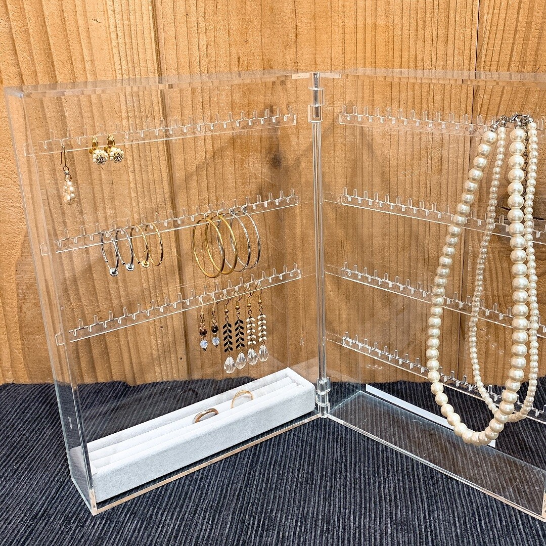 アクリル2