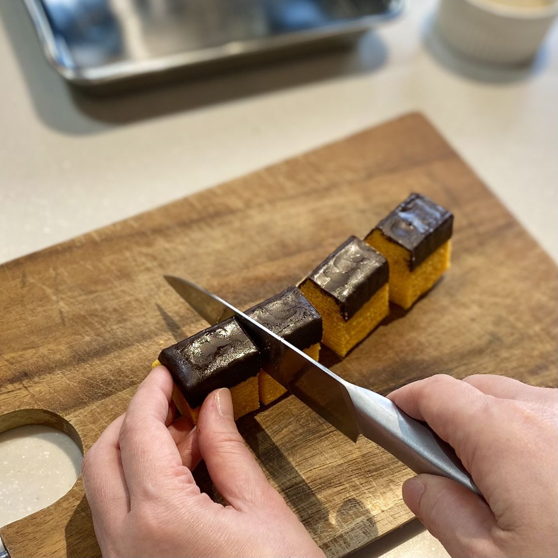 【シエスタハコダテ】チョコがけバウムで、ツリーケーキ②