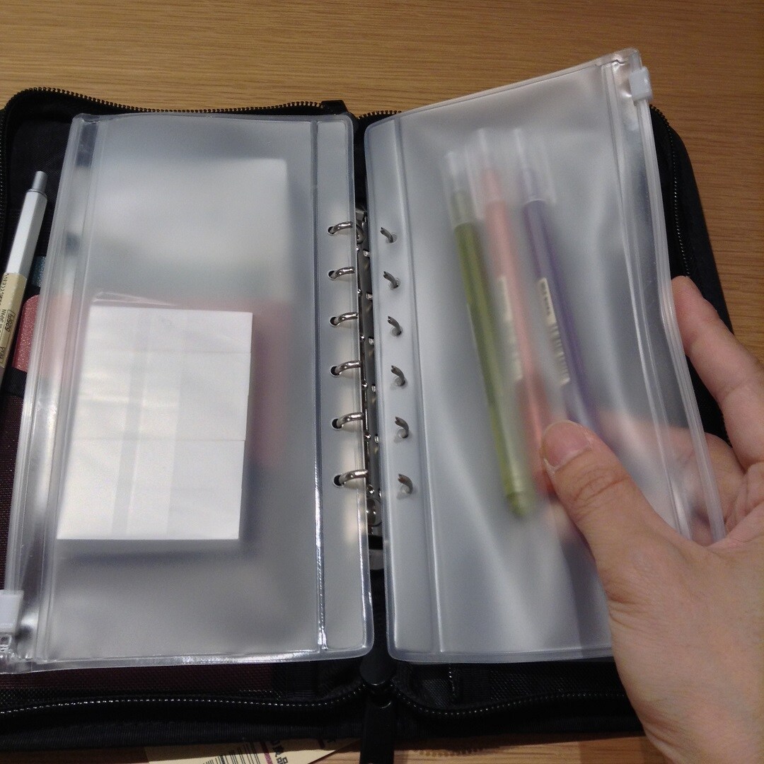 文房具収納に