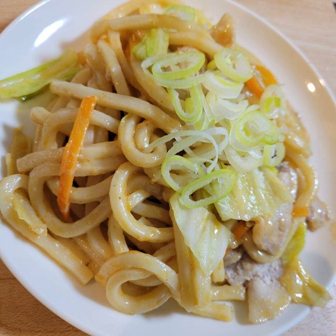 胡麻味噌坦々焼きうどん