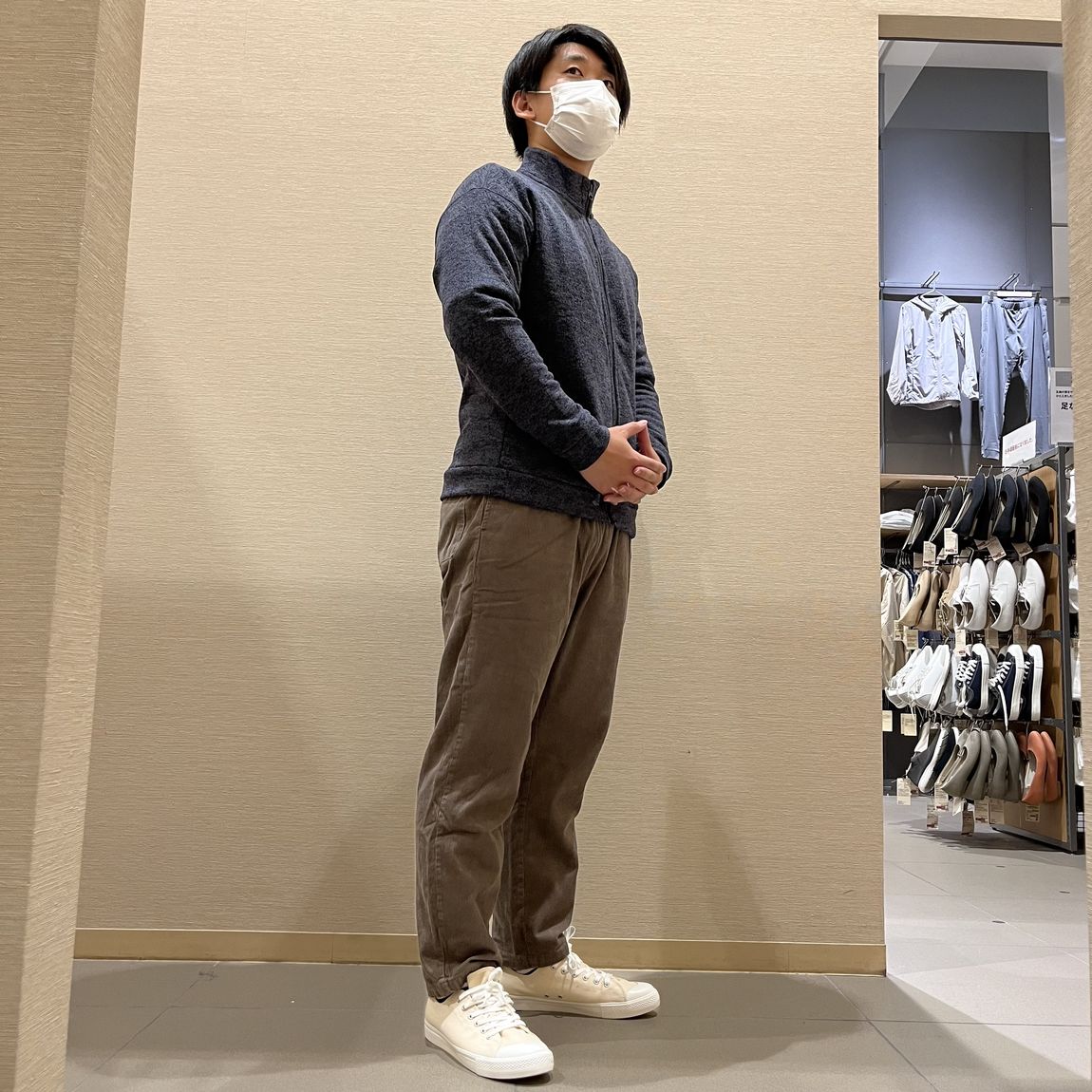 【イオンモール木曽川】一枚でも、重ね着でも。これからの季節のマストアイテム〈ニットフリーススタンドカラージャケット〉