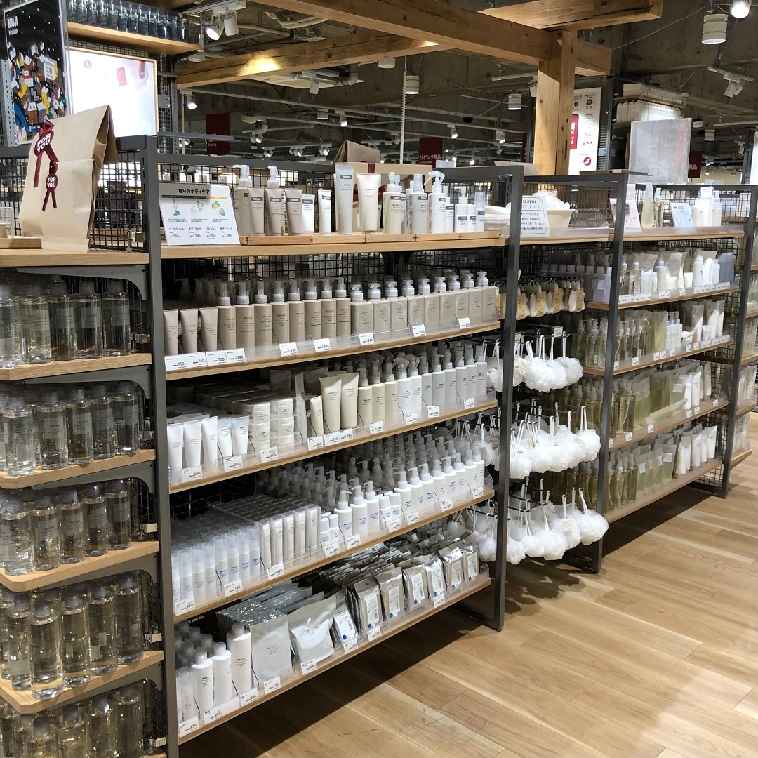 ハンドクリームの売場の写真