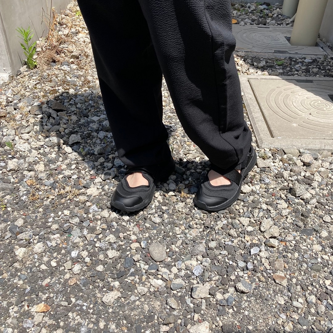スタッフのスナップ写真足元の画像