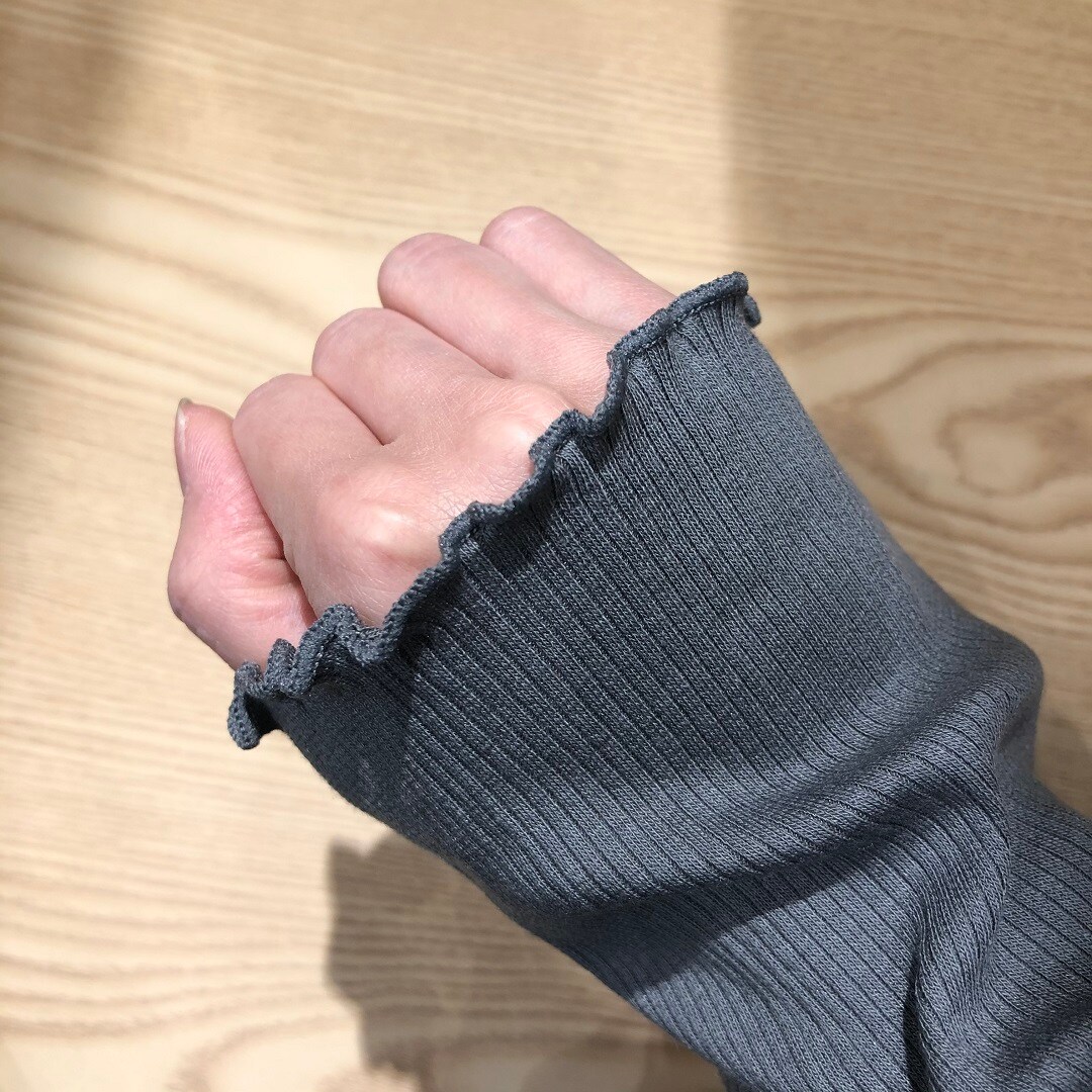 リブ４