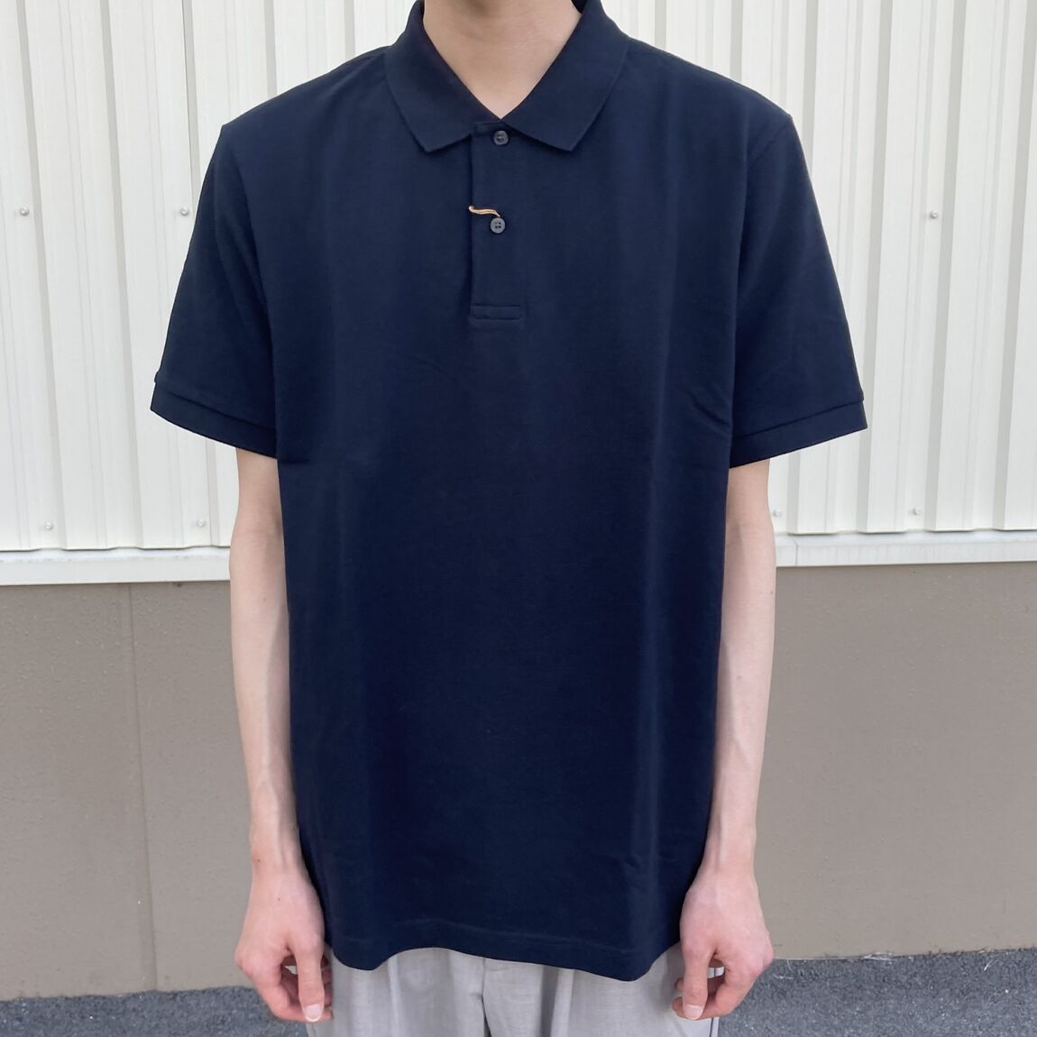 男性スタッフスナップ　上半身