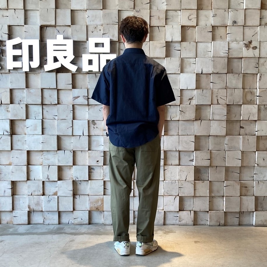 シャツ１