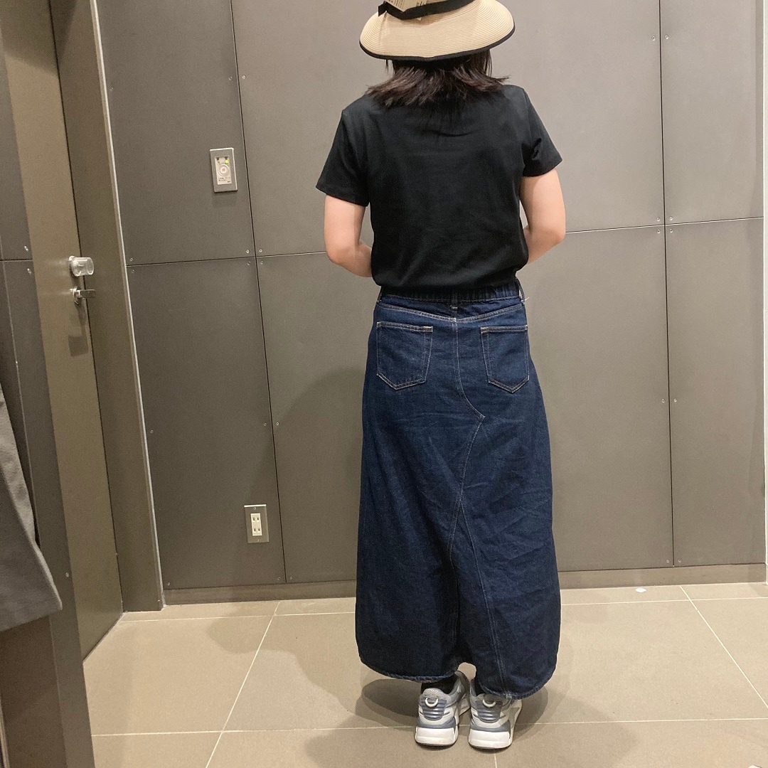うしろ