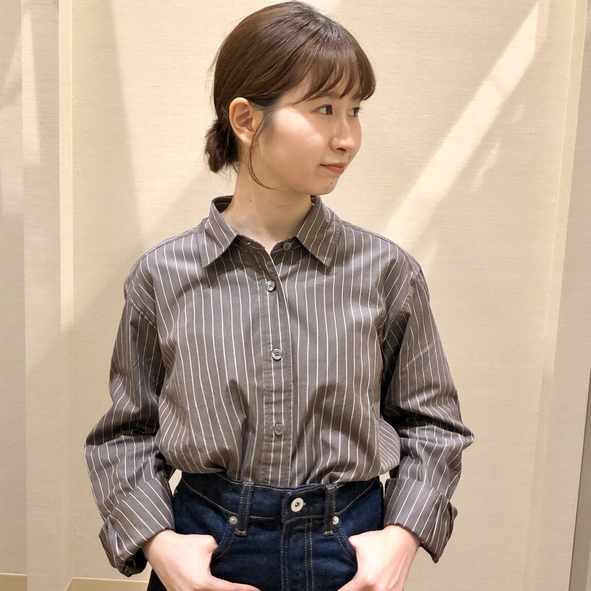 ４