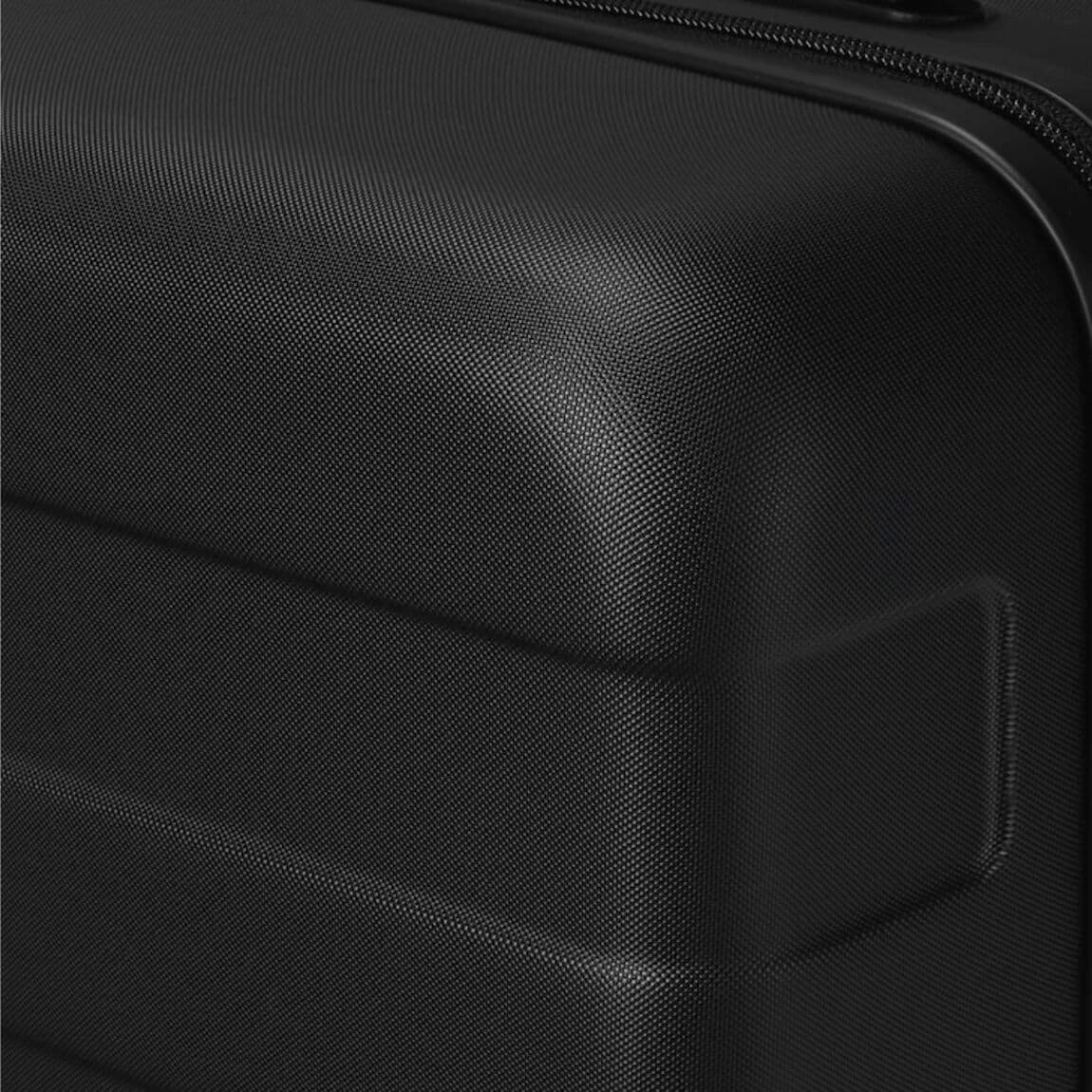 【具志川メインシティ】キャリーケースがリニューアルしました