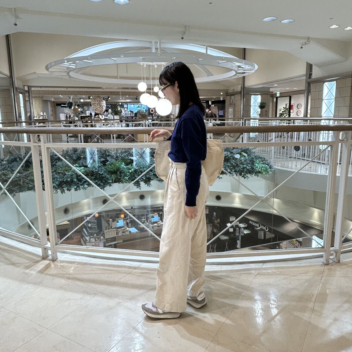 カーデ側面