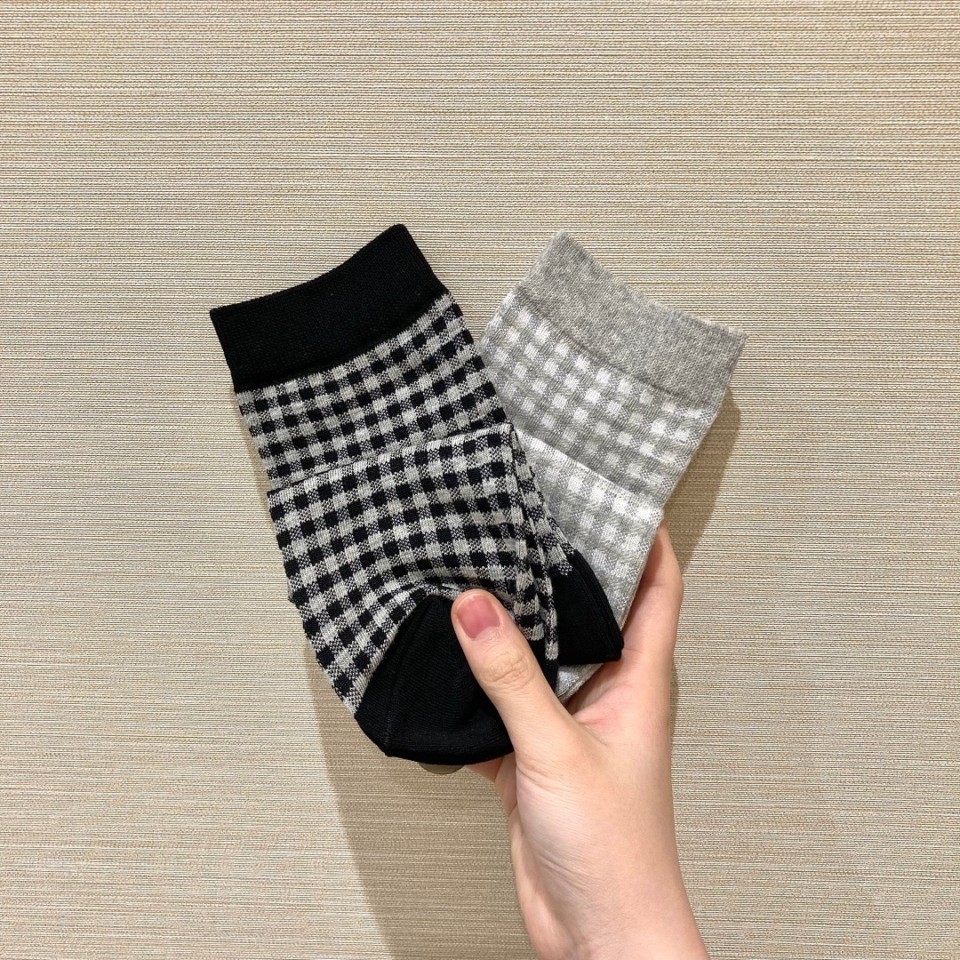 婦人　足なり直角　履き口やわらか　ギンガムチェック柄　ショート丈靴下