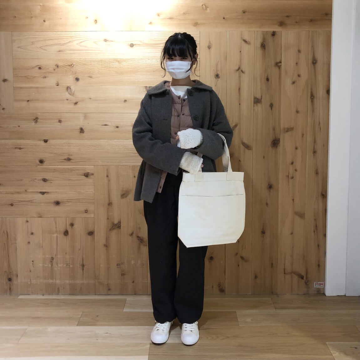 ストレッチ起毛タックパンツ　婦人S　ダークブラウン