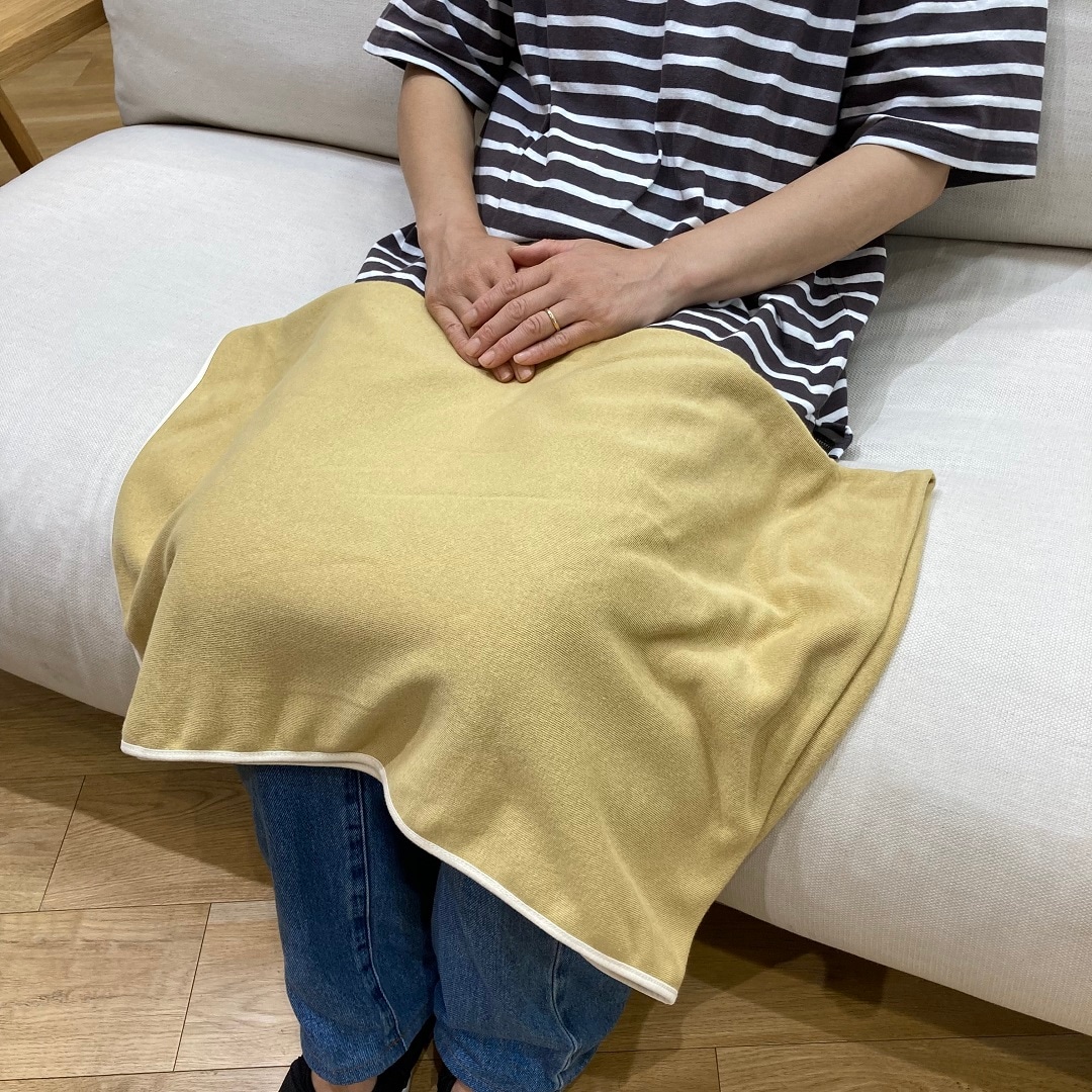 【イオンモール高崎】ひざにかける
