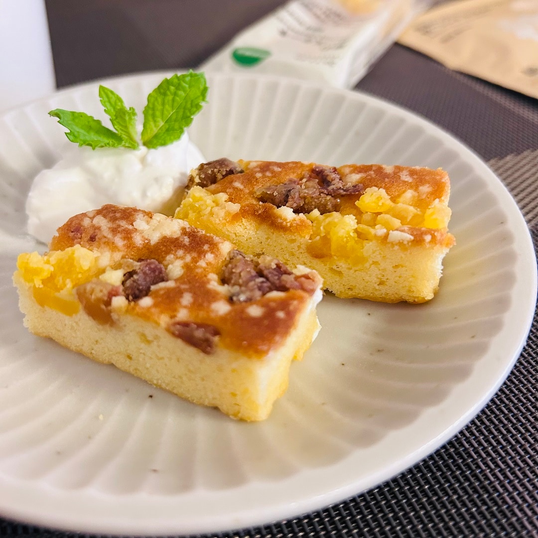 栗のチーズケーキとホイップクリーム