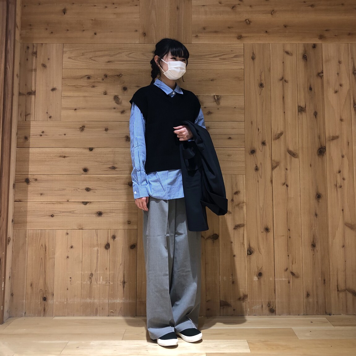 洗える畦編みショート丈Ｖネックベスト・婦人Ｌ・黒