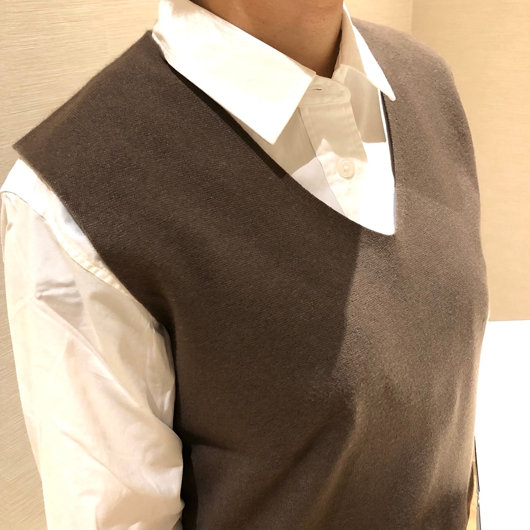 衣服着用写真　胸元
