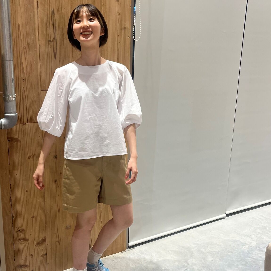 女性スタッフ写真